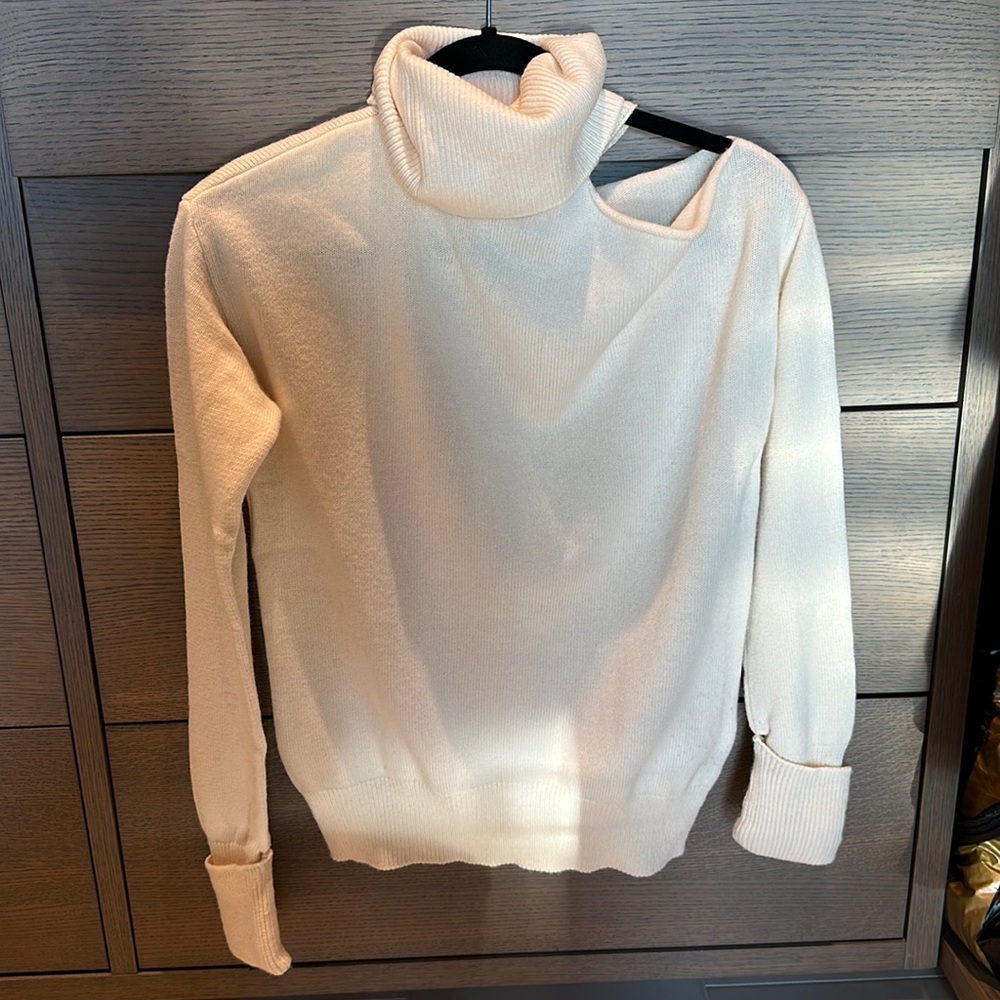 PAIGE RAUNDI IVORY WOOL BLEND CUT OUT TURTLENECK SWEATER, XS